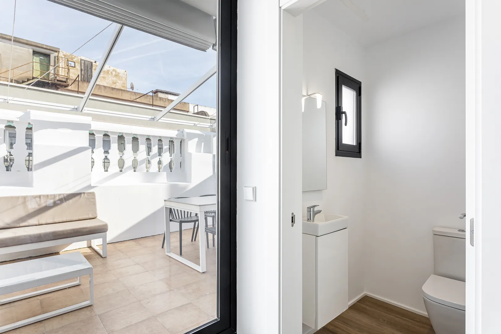 apartamento com terraço valência verão