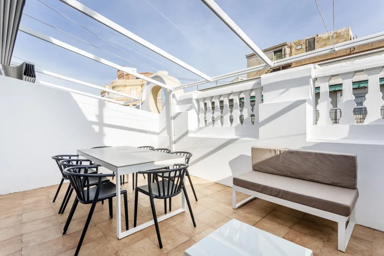 apartamento com terraço valência verão