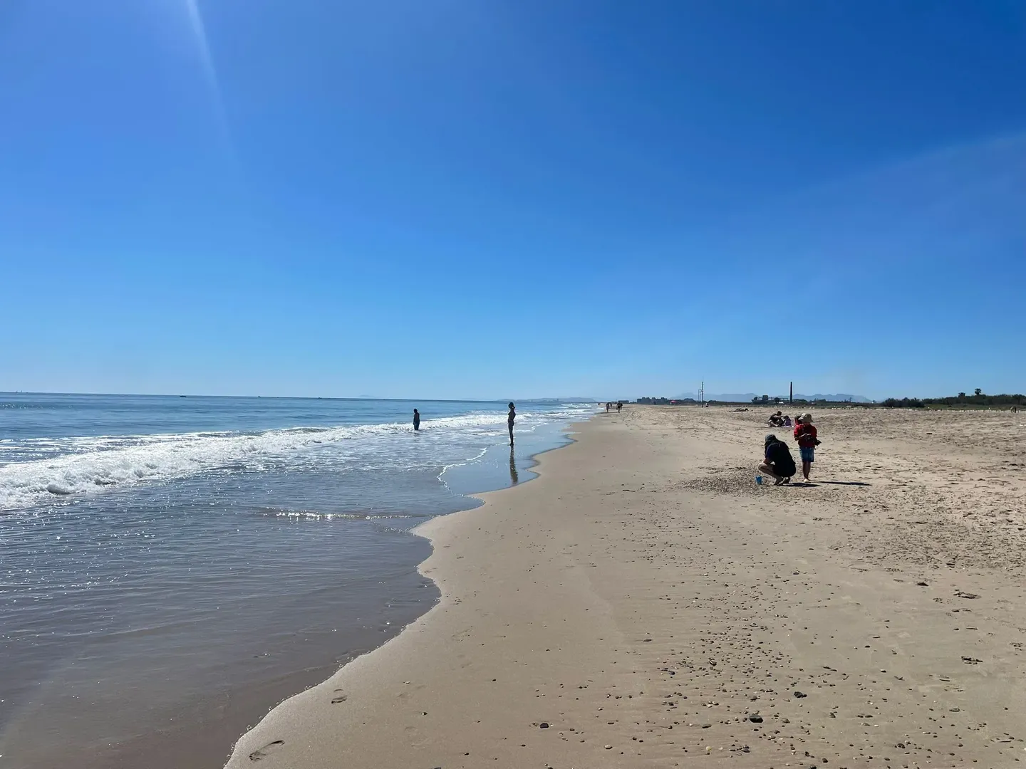 praias perto do centro de valência